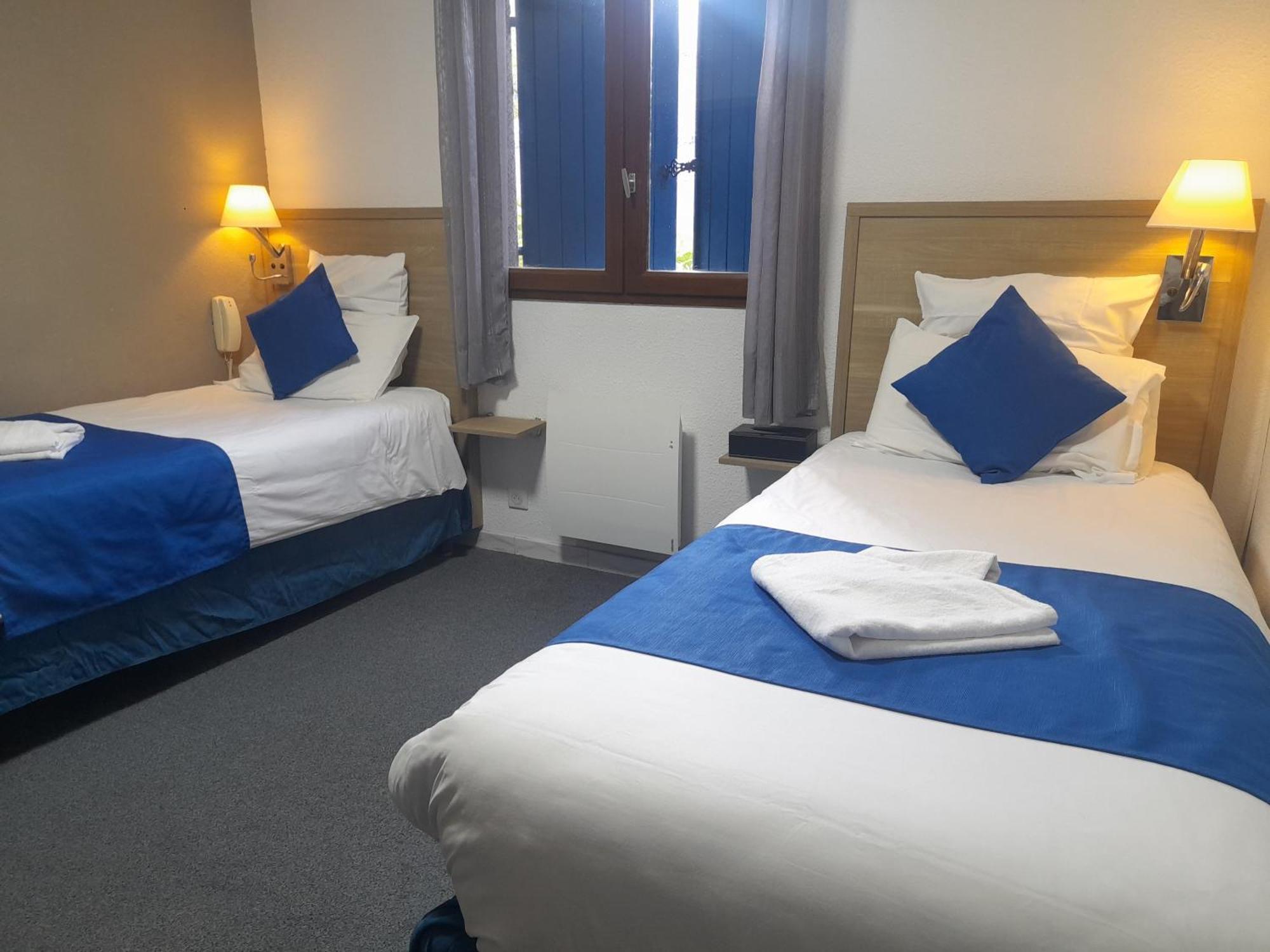 Hotel Les Alizes Puget-Théniers Rum bild