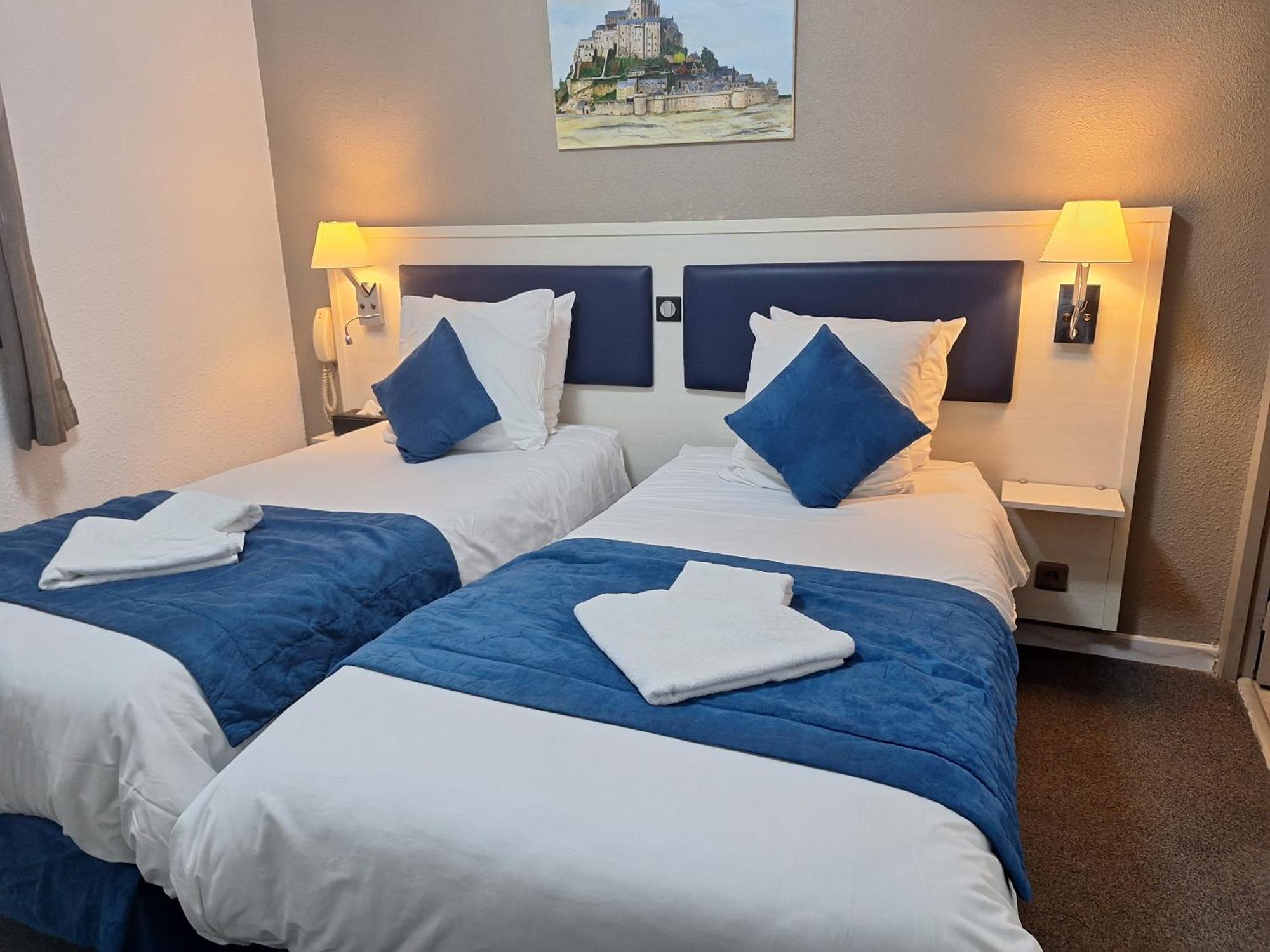Hotel Les Alizes Puget-Théniers Rum bild